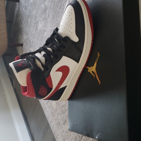 Nike Air Jorda - Picture 3 of 6